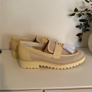 Cream/Yellow Loafers with Tassel Detail